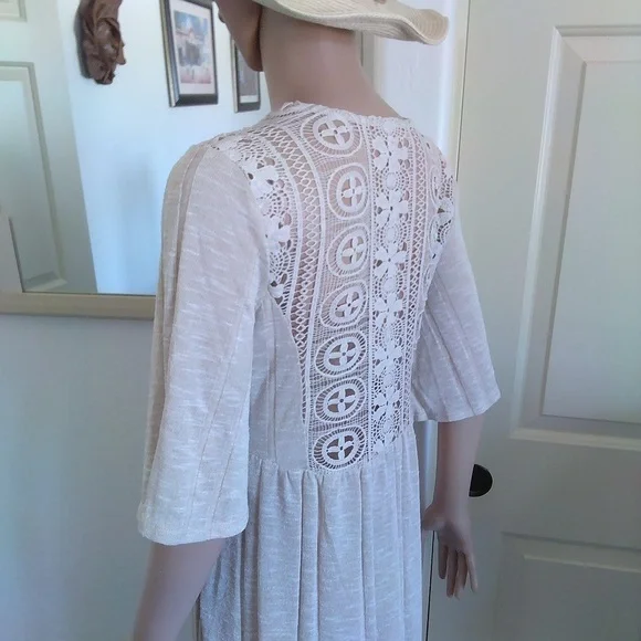 Rue 21 Lace Insert Cover Up Cream Size Medium - Picture 6 of 12